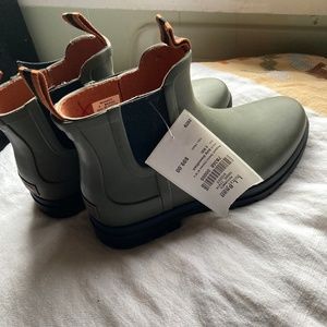 L.L. Bean Wellie Chelsea sz 8